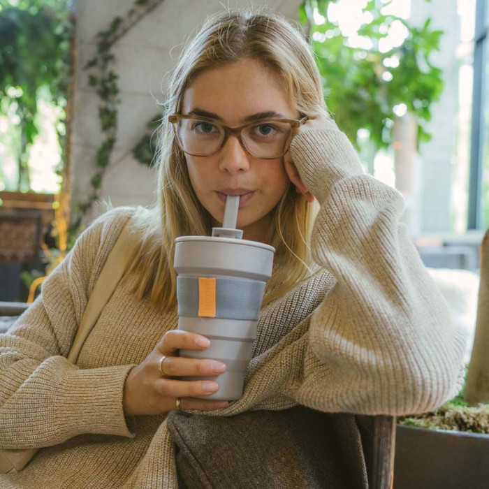 Collapsible silicone cup + straw 20oz