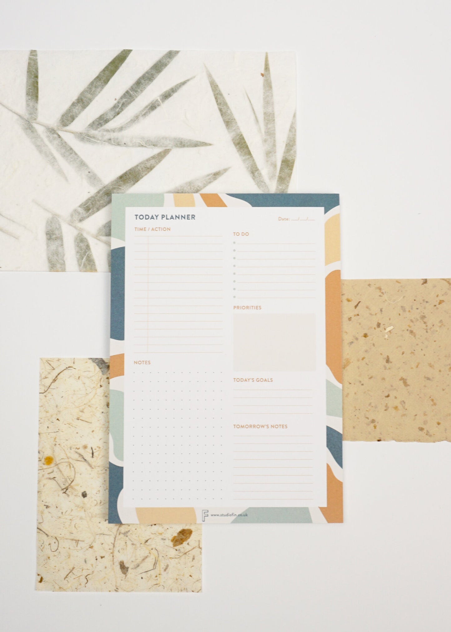 Studio Fin Daily Planner Pad / North